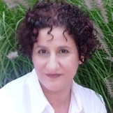 Photo of Elizabeth Kapstein